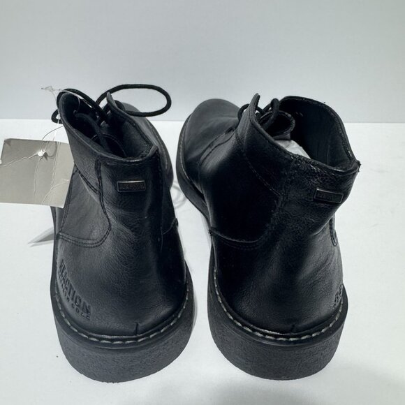 Kenneth Cole Mens Trail Chukka Boots Black Size 10.5M